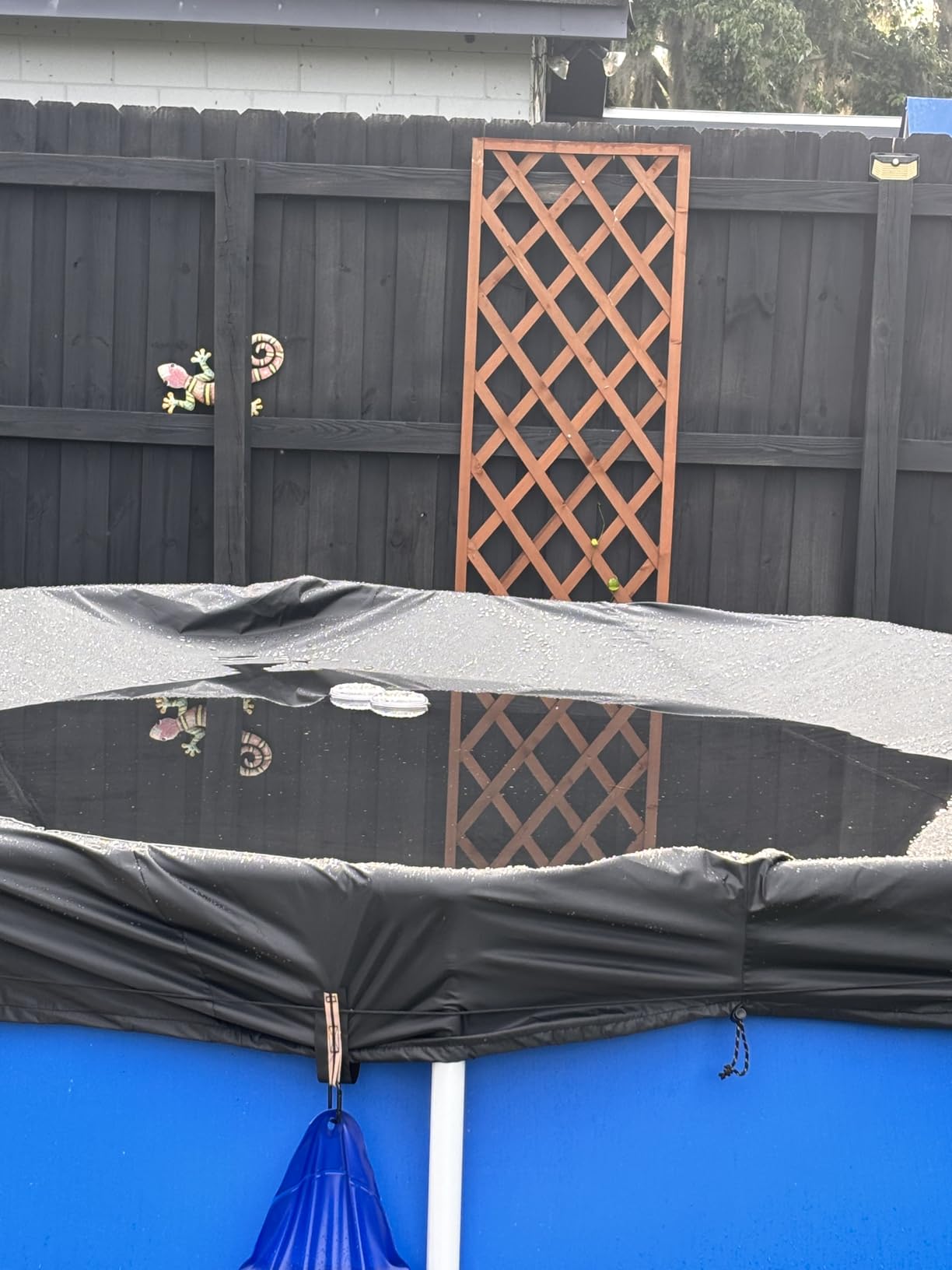 QH.HOME 18ft Winter Pool Cover, Windproof Patented Ratchet & Heavy Duty Fabric | Snug Fit Weight Rings & Drawstring Design, Tear Resistant, Blocks Leaves & Waterproof, Outdoor Above Ground Pools Protection customer photo 1