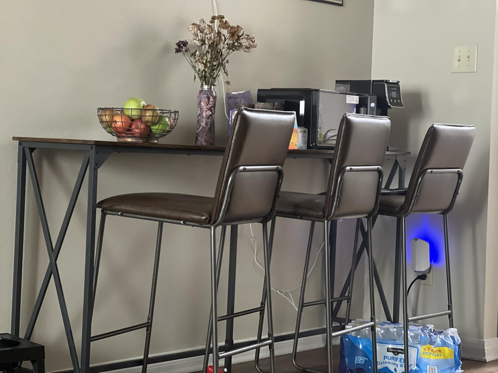 CHOEZON 70.9'' Bar Table, Kitchen Dining Table with Power Outlet and Footrest, Industrial Style, for Pub, Living Room, Rustic Brown and Black TBT08UBF customer photo 2