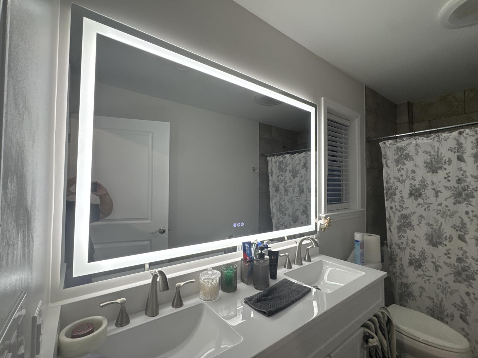 24x32 LED Bathroom Mirror, Dual Lit Anti-Fog Wall Vanity Mirror | 3 Color Dimmable, Memory Function, Shatter-Proof Tempered Glass, ETL Listed, IP54 Waterproof Horizontal/Vertical customer photo 1