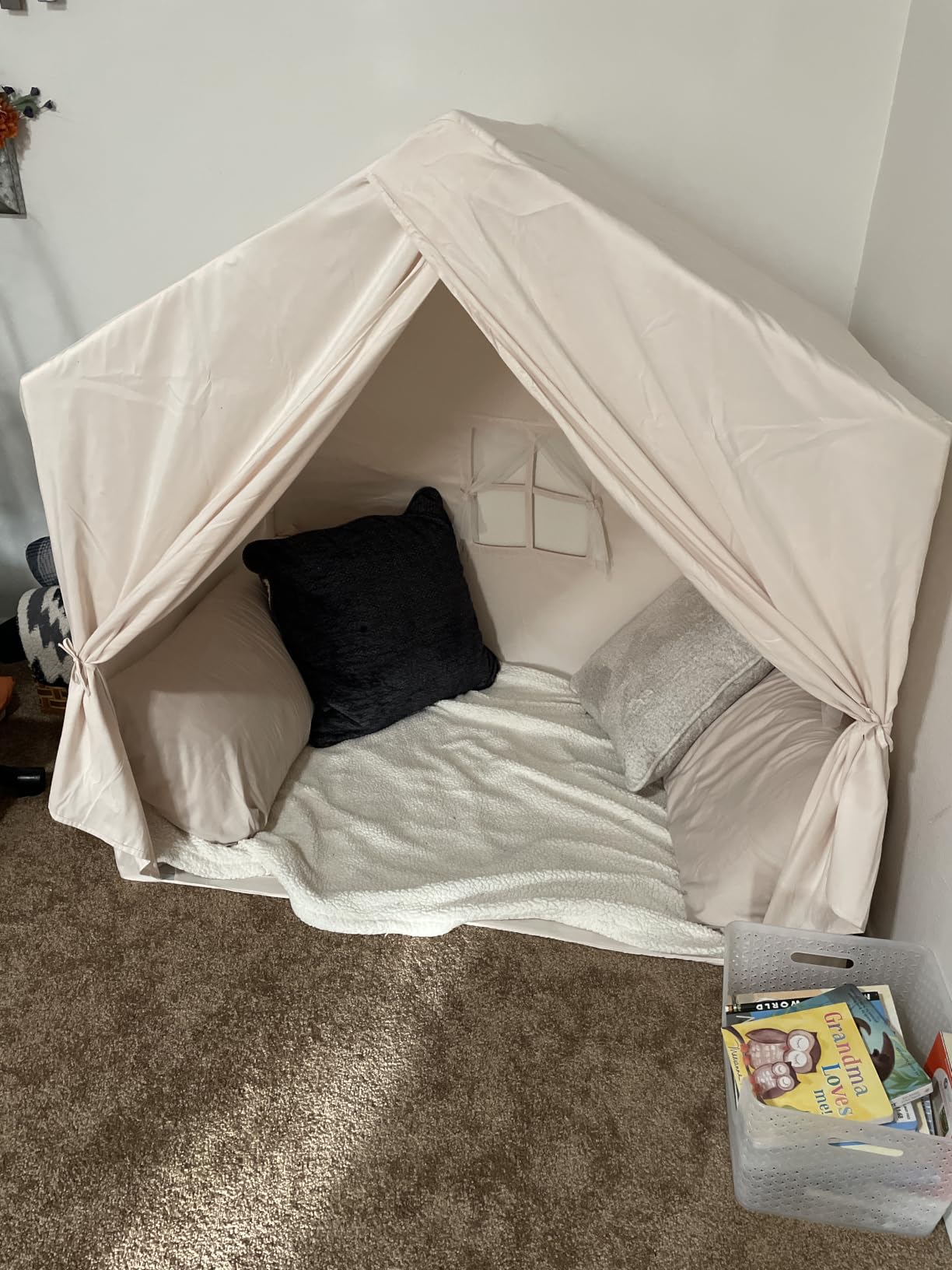 Little Dove Kids Play Tent with Star Lights & 2 Windows, Large Reading Nook & Playhouse for Indoor & Outdoor Use, Play Tent for Boys & Girls, Birthday, 52