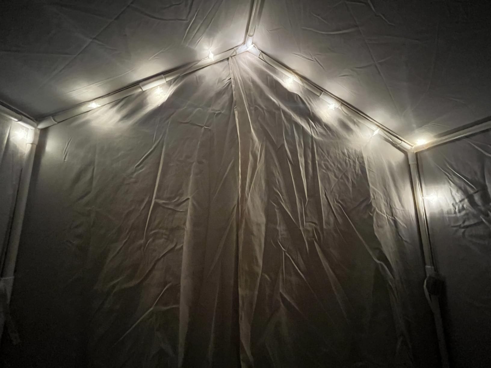 Little Dove Kids Play Tent with Star Lights & 2 Windows, Large Reading Nook & Playhouse for Indoor & Outdoor Use, Play Tent for Boys & Girls, Birthday, 52