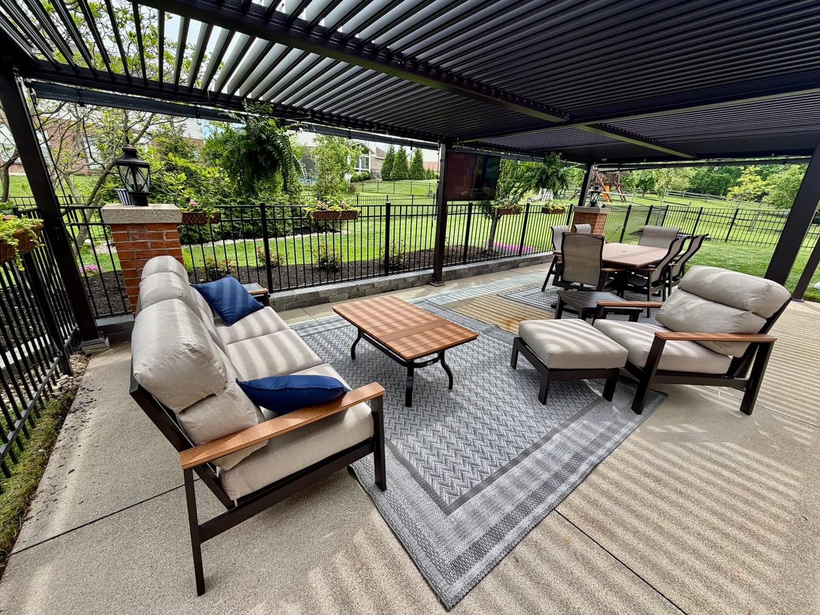 PURPLE LEAF Patio Louvered Pergola 11' x 15' Outdoor Hardtop Gazebo Bronze | 0-85 Louvers Adjust Shade, 4.5