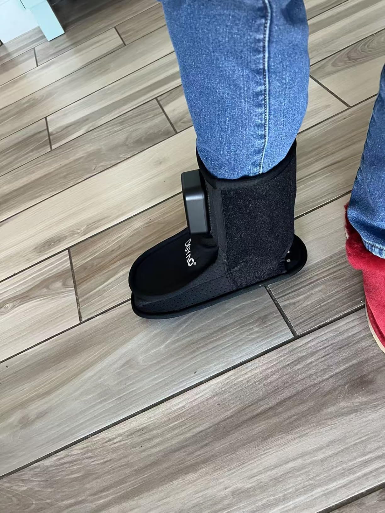 Red Light Therapy Wrap for Feet, Infrared Light Therapy for Ankle, 6000mAh Battery Portable Adjustable Cordless Red Light Pad for Foot Joint Muscle Comfort, 660nm & 850nm customer photo 2