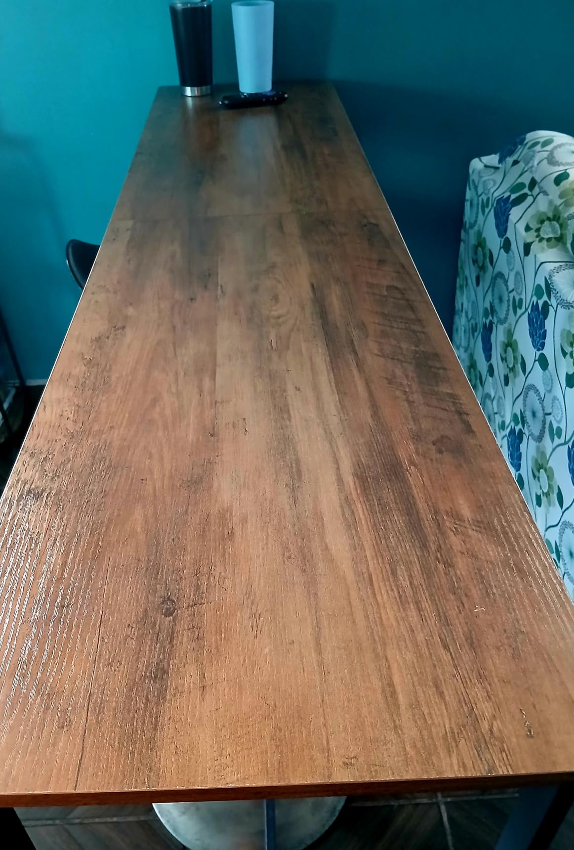 VEVOR Bar Table, Sturdy Metal Frame High Top Pub Table, Narrow Long Kitchen Dining, Cocktail Counter Bar Height Desk, Easy to Assemble, 39x16x35.5 in, for Living Room Party, Rustic Brown and Black customer photo 1