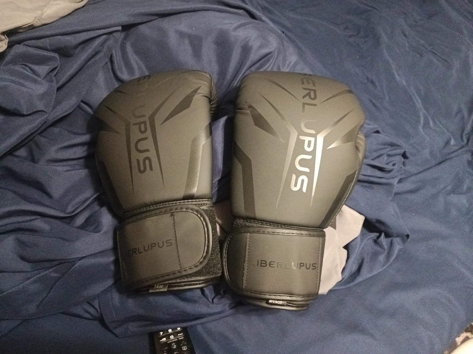 LIBERLUPUS MMA Gloves for Men - Punching Bag Gloves for Men, Open Palm Training Gloves for MMA Sparring, Kickboxing, Muay Thai, Youth Self-Defense, Durable Synthetic Leather with Wrist Support customer photo 2