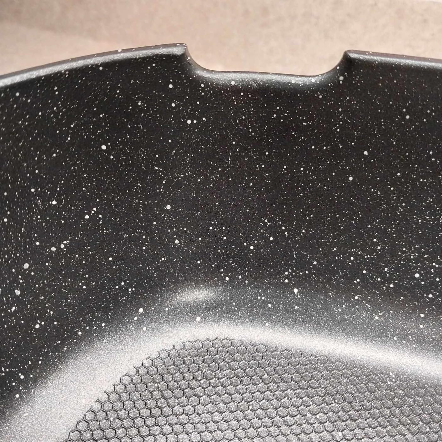 Elite Gourmet Ceralast Ceramic Electric Skillet, 12.5Qt, Black/Gray customer photo 2