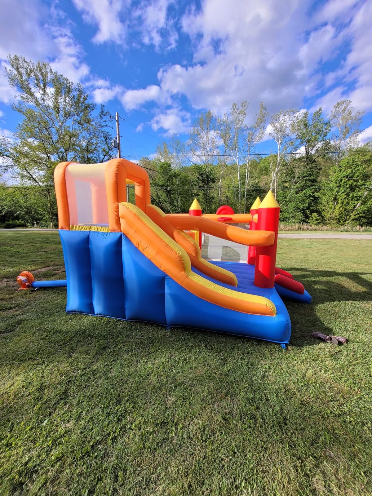 Baralir Inflatable Bounce House with 8.98 * 4.82 Ft Oversized Jump Area | 88'' Extra-Long Slide Kids Bounce House with Climbing Wall, Obstacle Poles & Hoop- Durable & Safe Backyard Fun for Kids customer photo 1