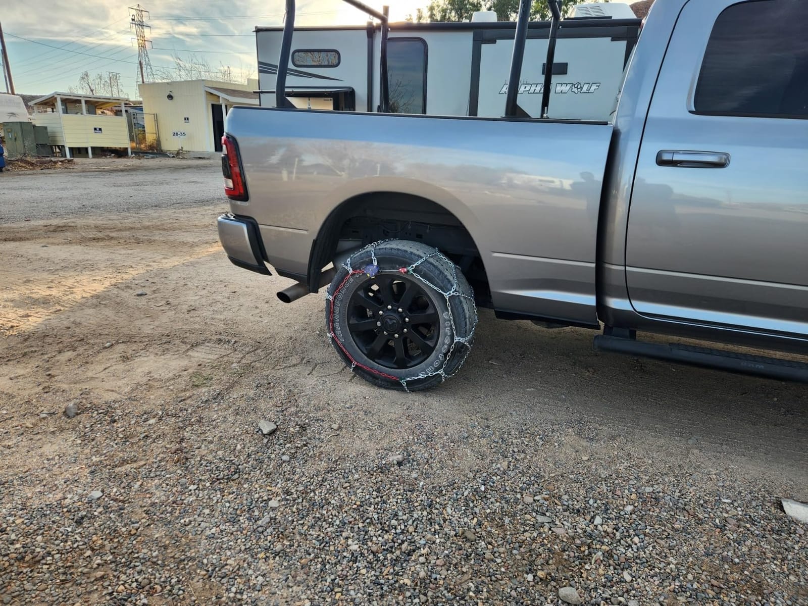 Snow-Chains Auto Fixing 1 Min Quick Installation Tire-Chains, Heavy-Duty Emergency Tire Traction Chain for Pickup Trucks and Off-road SUV Car Tires 235 245 255 265 275 - Set of 2 (HYR-S) customer photo 2