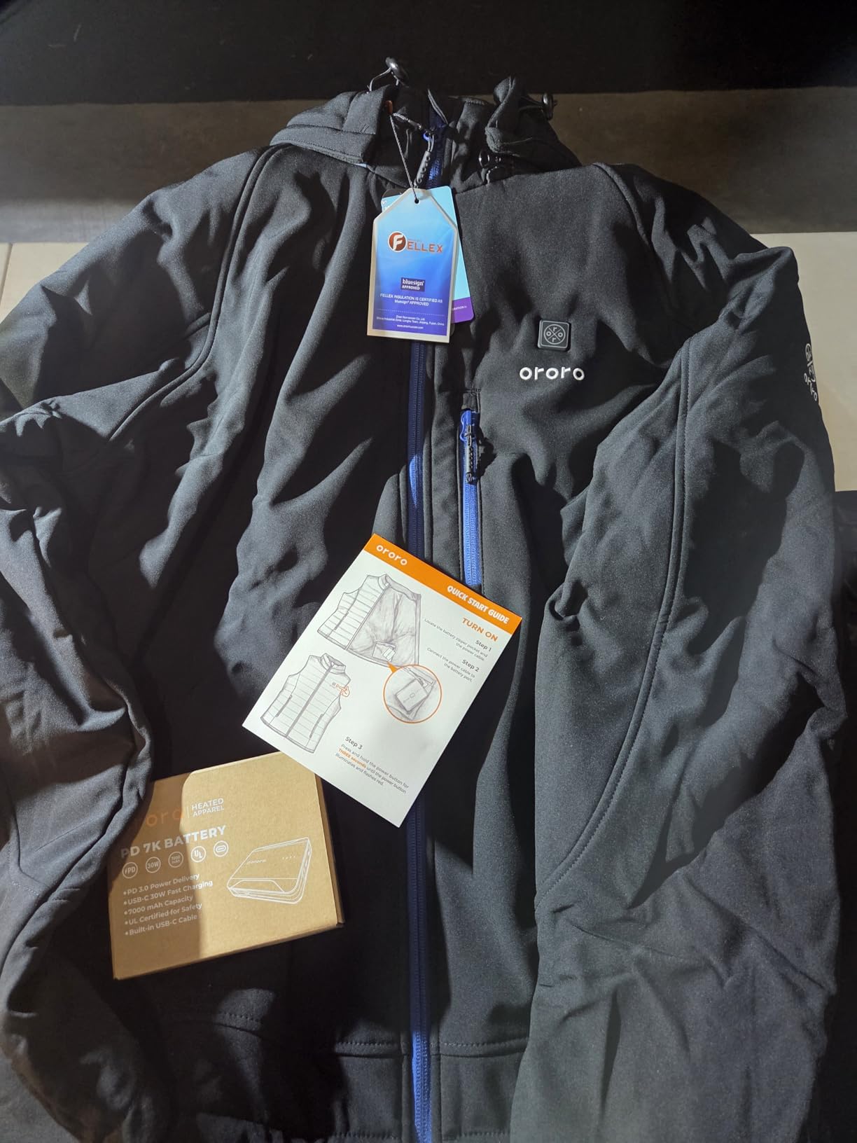 ORORO [Upgraded Battery] Men's Heated Jacket with Heated Collar, Up to 13.5 Hours, Heated Coat with Removable Hood customer photo 2