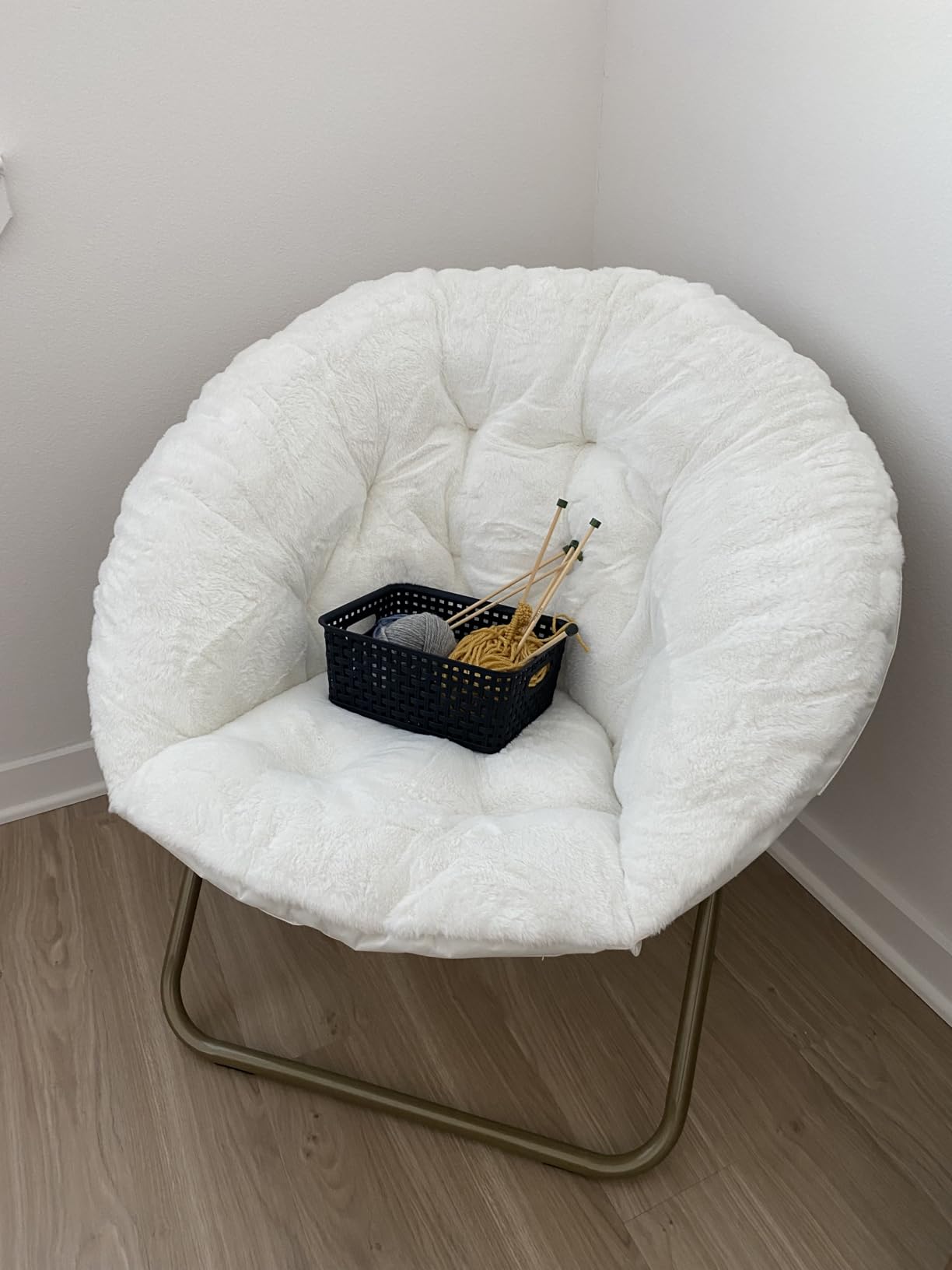 Sweetcrispy Saucer Chairs, Comfy Folding Cozy Faux Fur Living Room Reading Lounge Chair with Soft Thick Padded Seat & Metal Frame Modern Style Bedroom Home Dorm for Kids Adults, X-Large - Cream customer photo 2