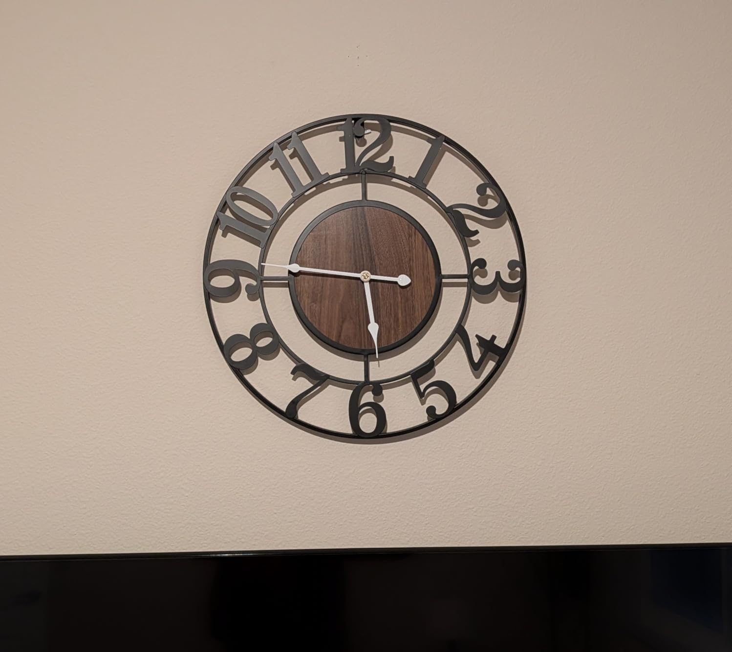 Large Metal Wall Clock, 20 Inch Retro Decorative Silent, Non Ticking, Battery Operated Modern Big Wood Wall Clock for Living Room, Farmhouse, Bedroom, Fireplace, Kitchen, Office, Home Decor customer photo 1