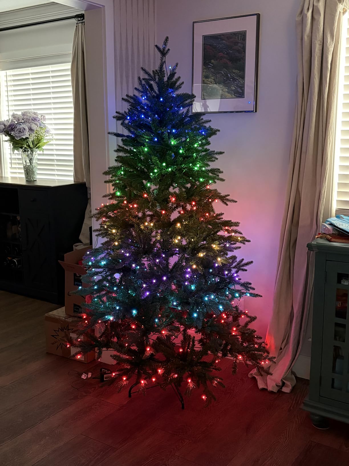 HAPPYGRILL 8FT Pre-lit Christmas Tree APP Controlled Xmas Tree with 620 Color Changing LED Lights & 2956 Branch Tips, Hinged Artificial Tree for Holiday Festival customer photo 2