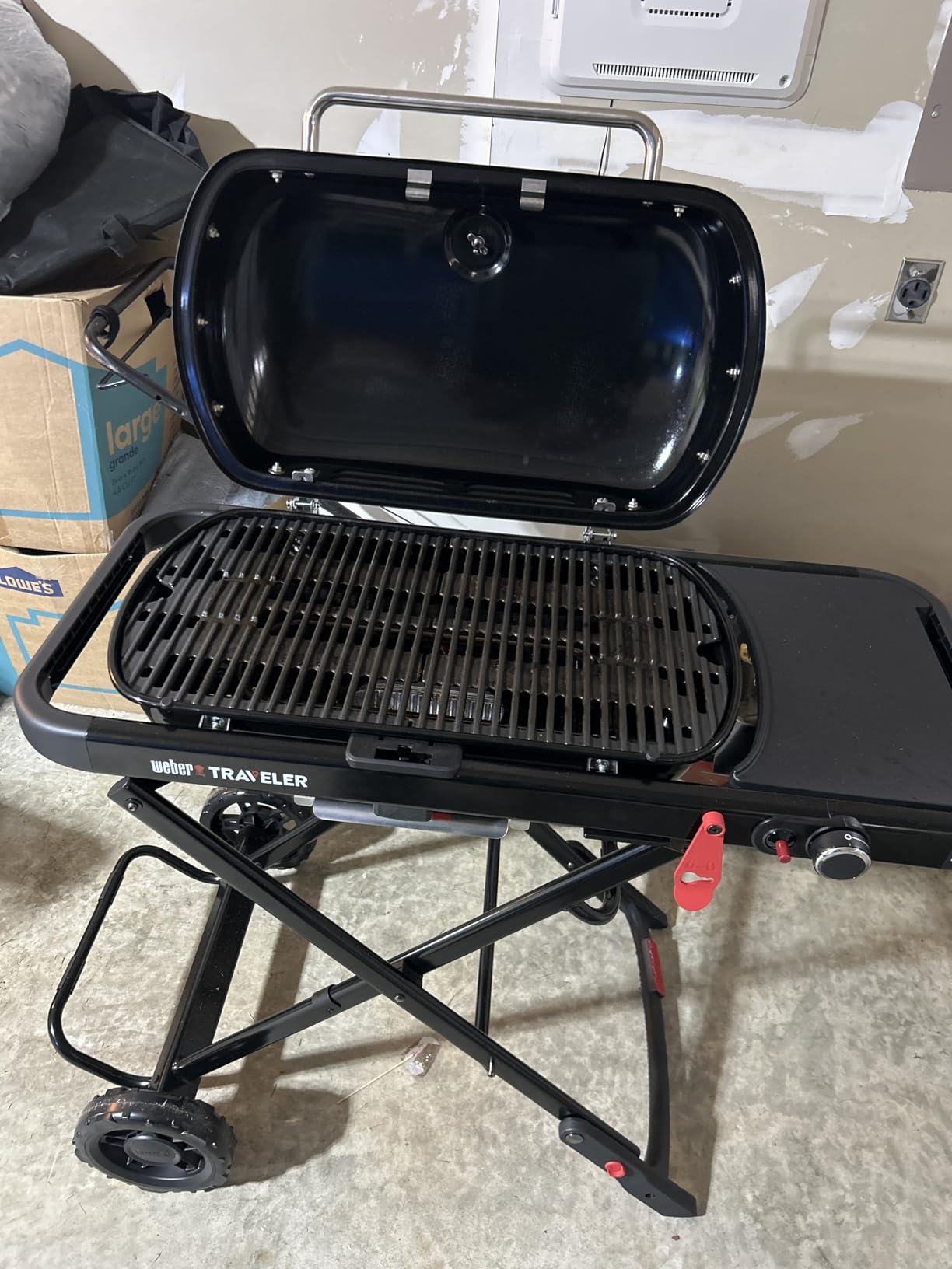 Weber Traveler Compact Portable Gas Grill for Outdoor Cooking, Propane | Folding Portable Grill with Wheels for Camping, Tailgating & Travel, Easy Open & Close, Camping Grill, Portable BBQ Grill customer photo 1