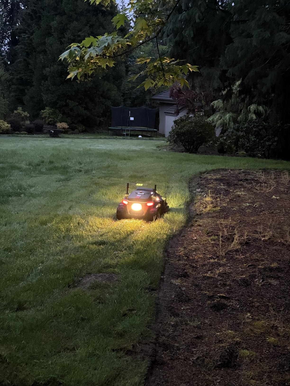YARBO Robot Lawn Mower Pro with Modular Design for Large Yard up to 6 Acres, Perimeter Wire Free APP Control Robotic Lawnmower with 0.8