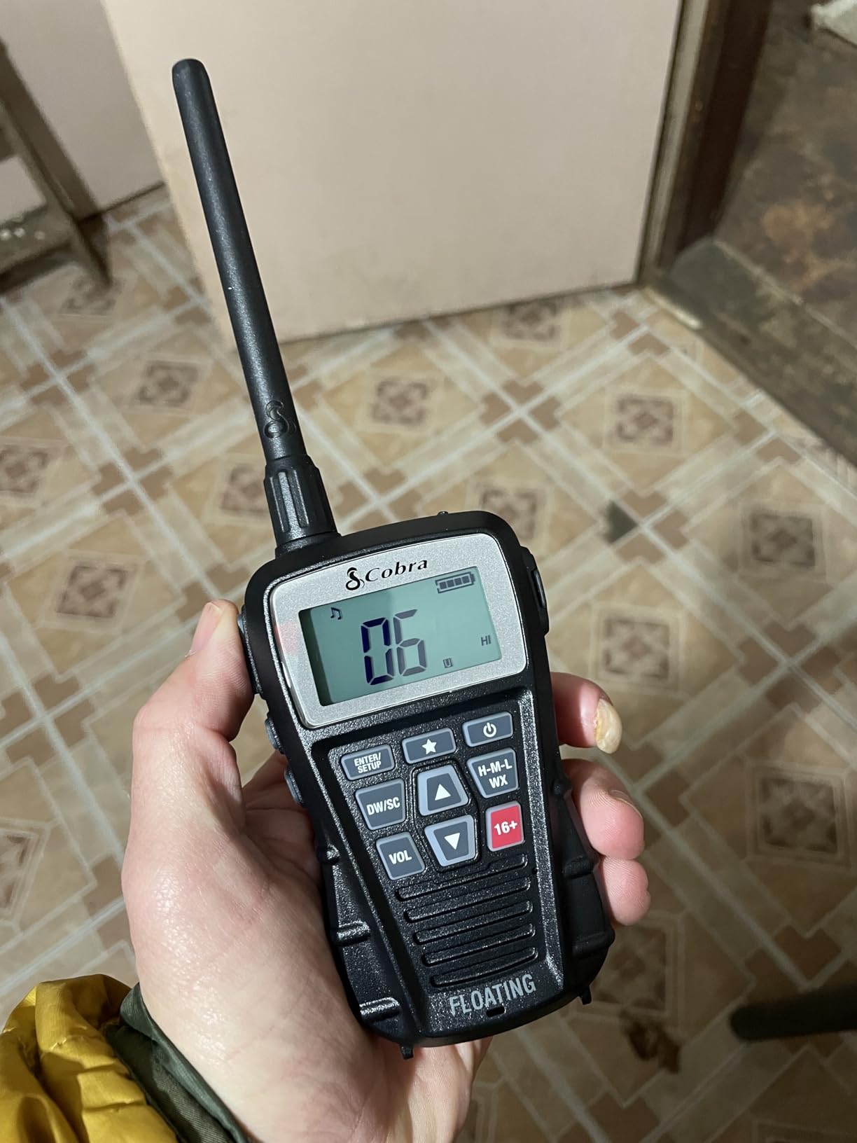 Cobra BlueBound 150 VHF Handheld Marine Radio - Black - 3-Watt, Floating, Long Range, NOAA Weather Alerts, International Functionality, IPX7 Waterproof, USB-C, Submersible, LCD Screen, Belt Clip customer photo 1