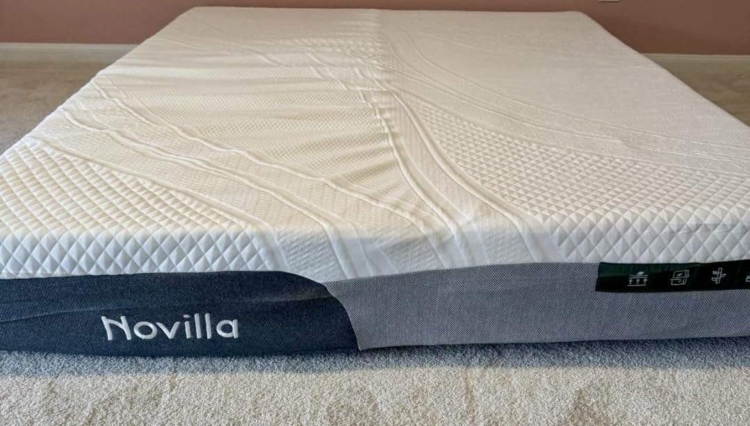 Novilla Queen Mattress 14 Inch, Gel-Infused Bliss Cooling Queen Memory Foam Mattress in a Box with Cool-Touch Nylon Cover, Pain Relief & Spinal Support with CertiPUR-US Certified Foam customer photo 2