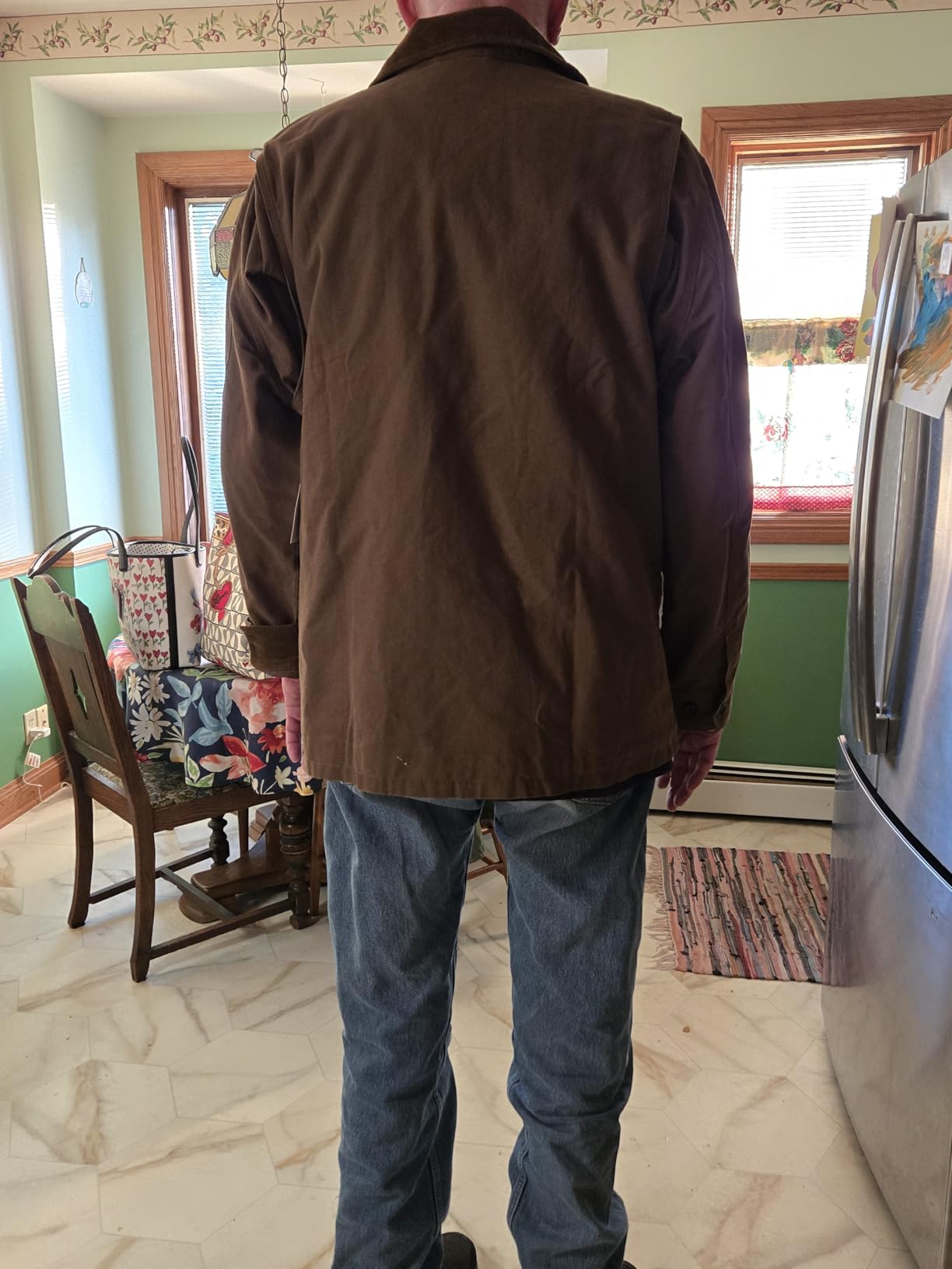 Amazon Essentials Men's Cotton Canvas Barn Jacket customer photo 1