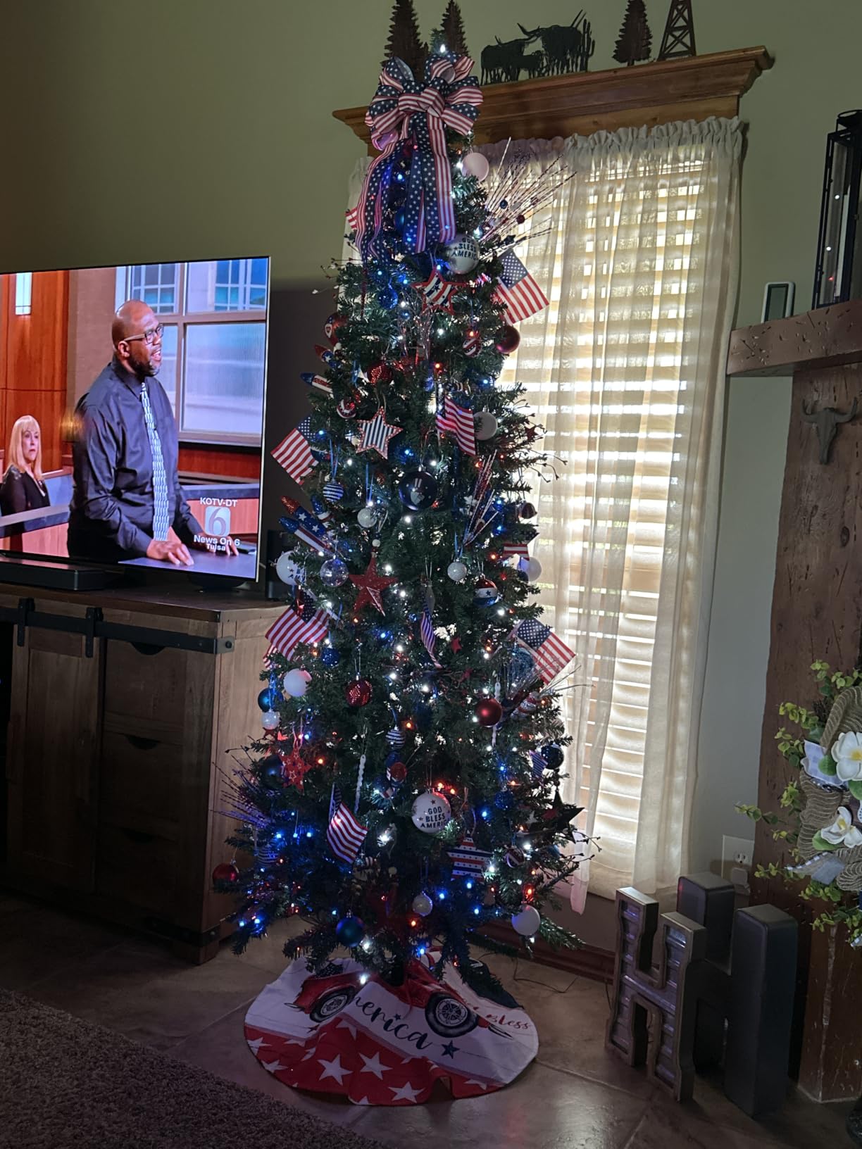 HOMCOM 7ft Prelit Christmas Tree with Colorful LED Lights Slim Fir Green | DIY Synchronized Lights, Xmas Tree, 12 Modes, Daily Timer, Adjustable Brightness and Speed, Remote, Dense Tips customer photo 1