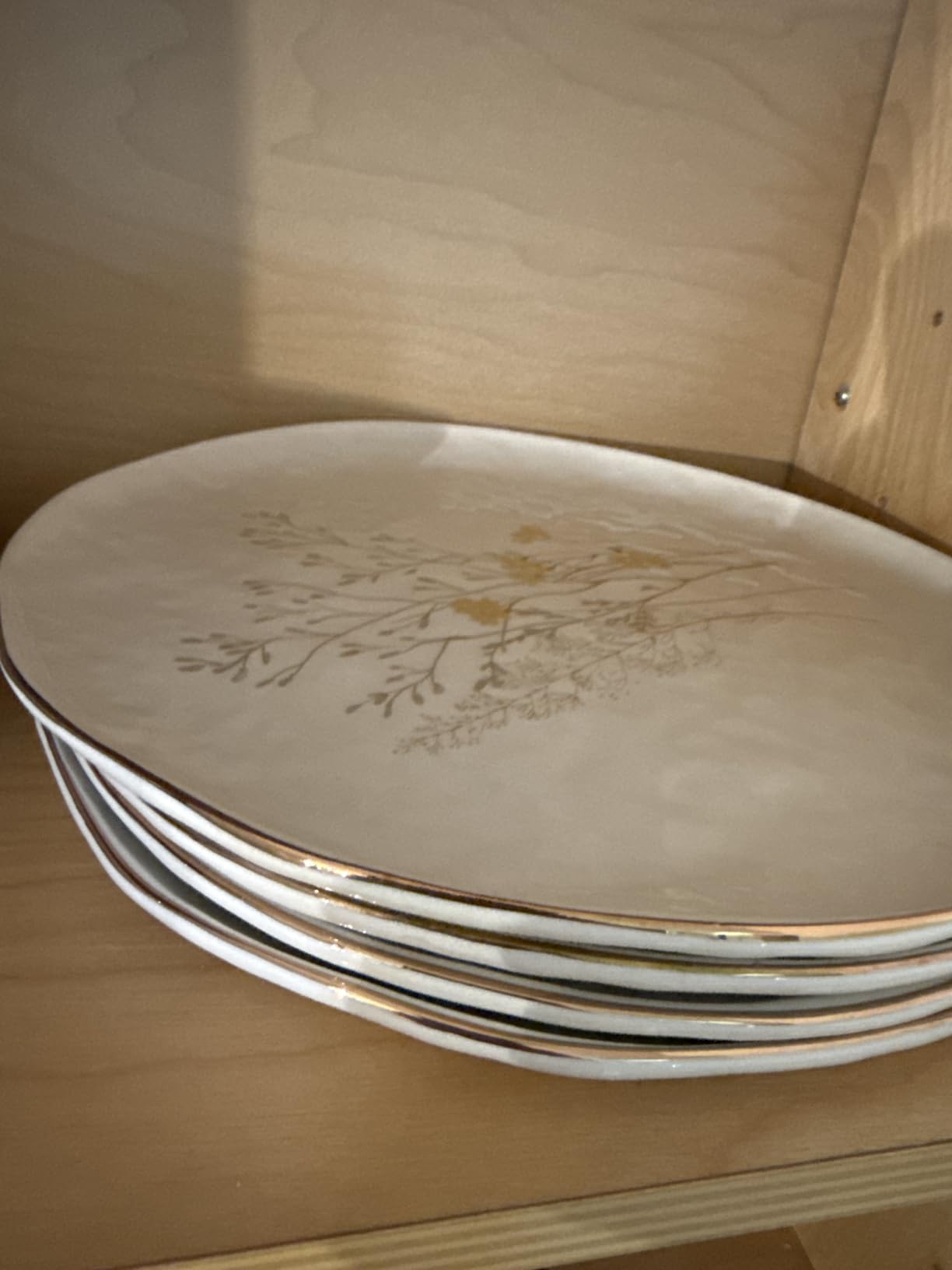 Sango 12-Piece Luxury Porcelain Dinnerware Set for 4- Glossy White Plates and Bowls Sets with Wildflower Patterns and Gold Rims, Ceramic Dish Set, Elegant Dishes for Everyday Dining, Gansevoort customer photo 2