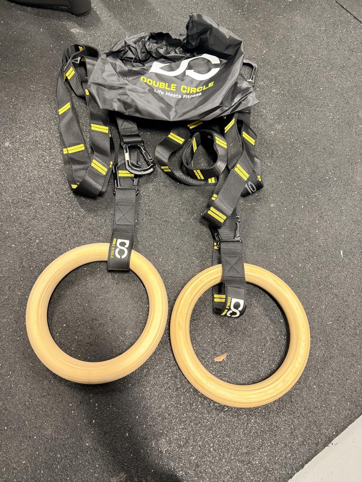 Gymnastics Rings with Quick Adjust Numbered Straps and Exercise Videos Guide - Full Body Gym Rings - Calisthenics Rings Wooden Rings 1.25