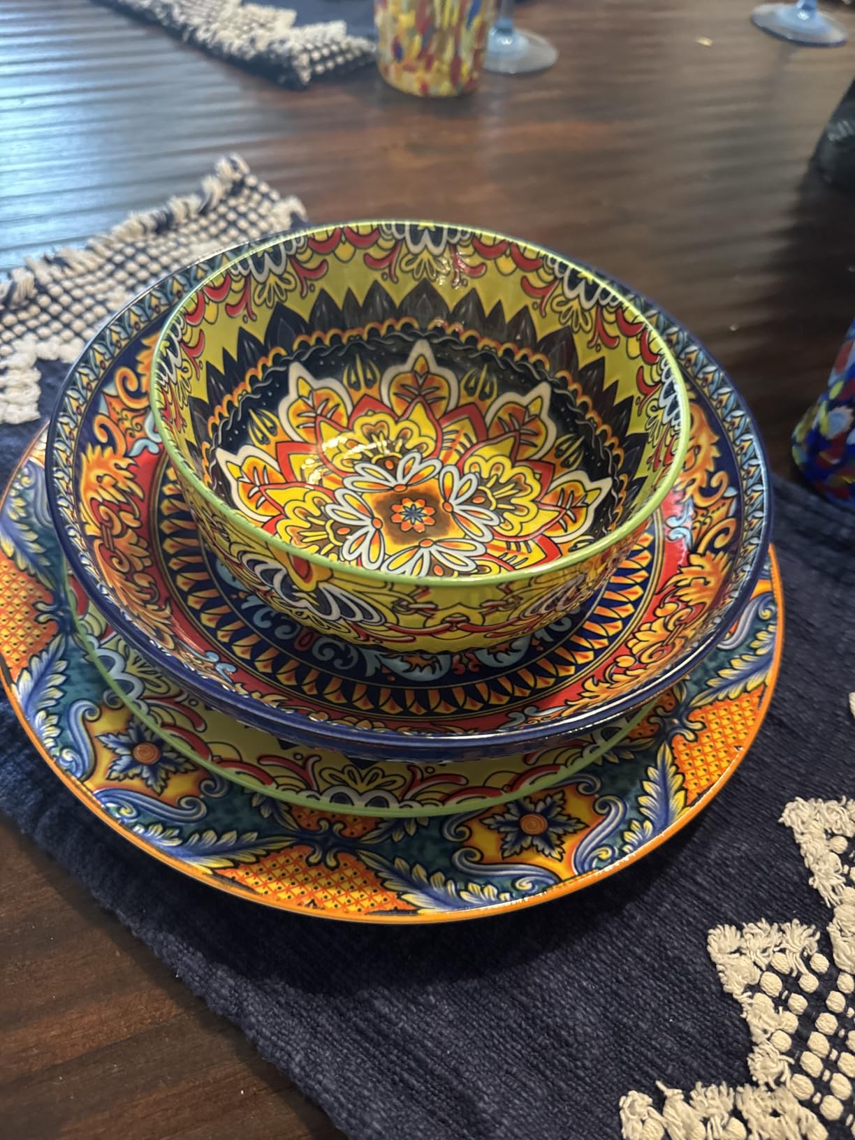 vancasso 24-Piece Dinnerware Sets,Plates & Bowls Sets Service for 6, Bohemian Porcelain Dishes Set for 6, Kitchen Dinner Set,Microwave & Dishwasher Safe, Scratch Resistant,Series KRVI customer photo 1