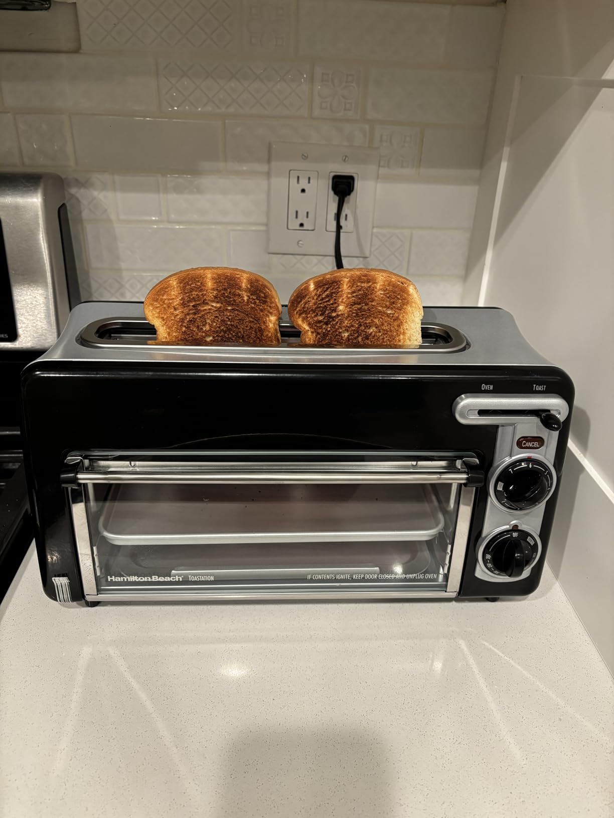 Hamilton Beach 2-in-1 Countertop Toaster Oven & Long Slot 2 Slice Toaster | Versatile Toasting & Baking | Auto Shut Off | Shade Selector & Temperature Control | Compact Retro Design | Black | 22725 customer photo 1