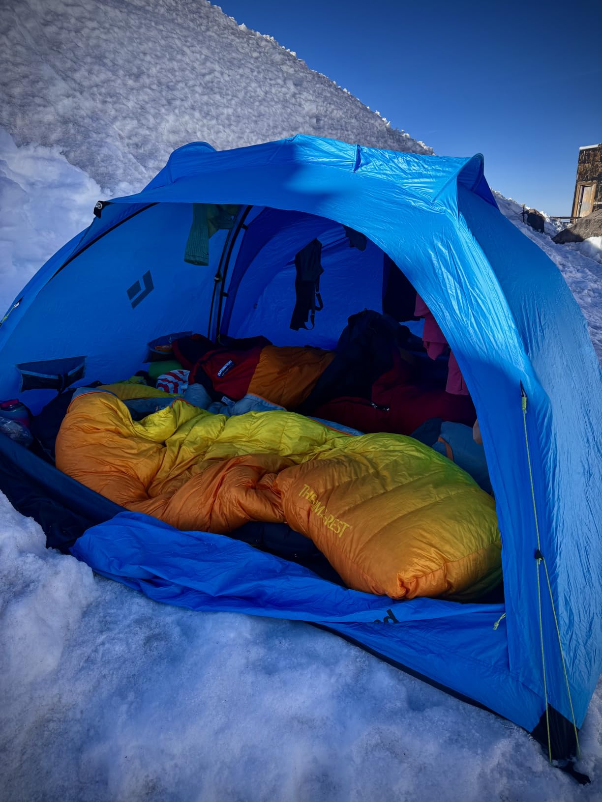 Elegear CumbreX™ Sleeping Pad for Camping with 9 R-Value, 4