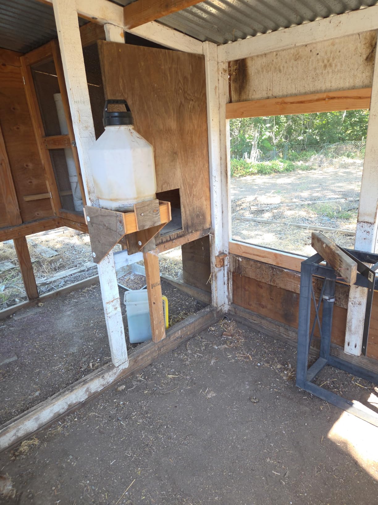 Solar Automatic Chicken Coop Door Programmable Remote 6 Modes Light Blue | Aluminum Auto Chicken Door, Pressure-Activated Anti-Pinch, Color LCD Display, All-Weather Operation customer photo 1