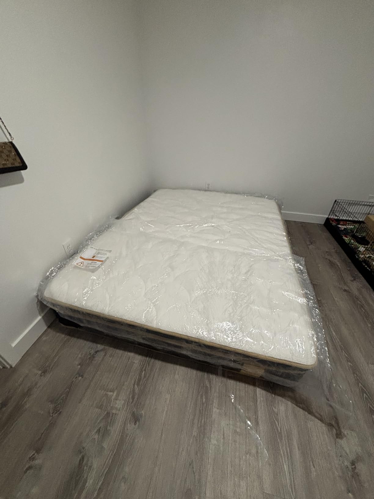 LETMOON Luxury King Size Mattress 12 Inch, Hotel-Level Hybrid Mattress King Size Bed in a Box, Gel Memory Foam & 7-Zone Pocket Springs, Back & Hip Pain Relief, Fiberglass-Free, 365-Trials, CertiPUR-US customer photo 1