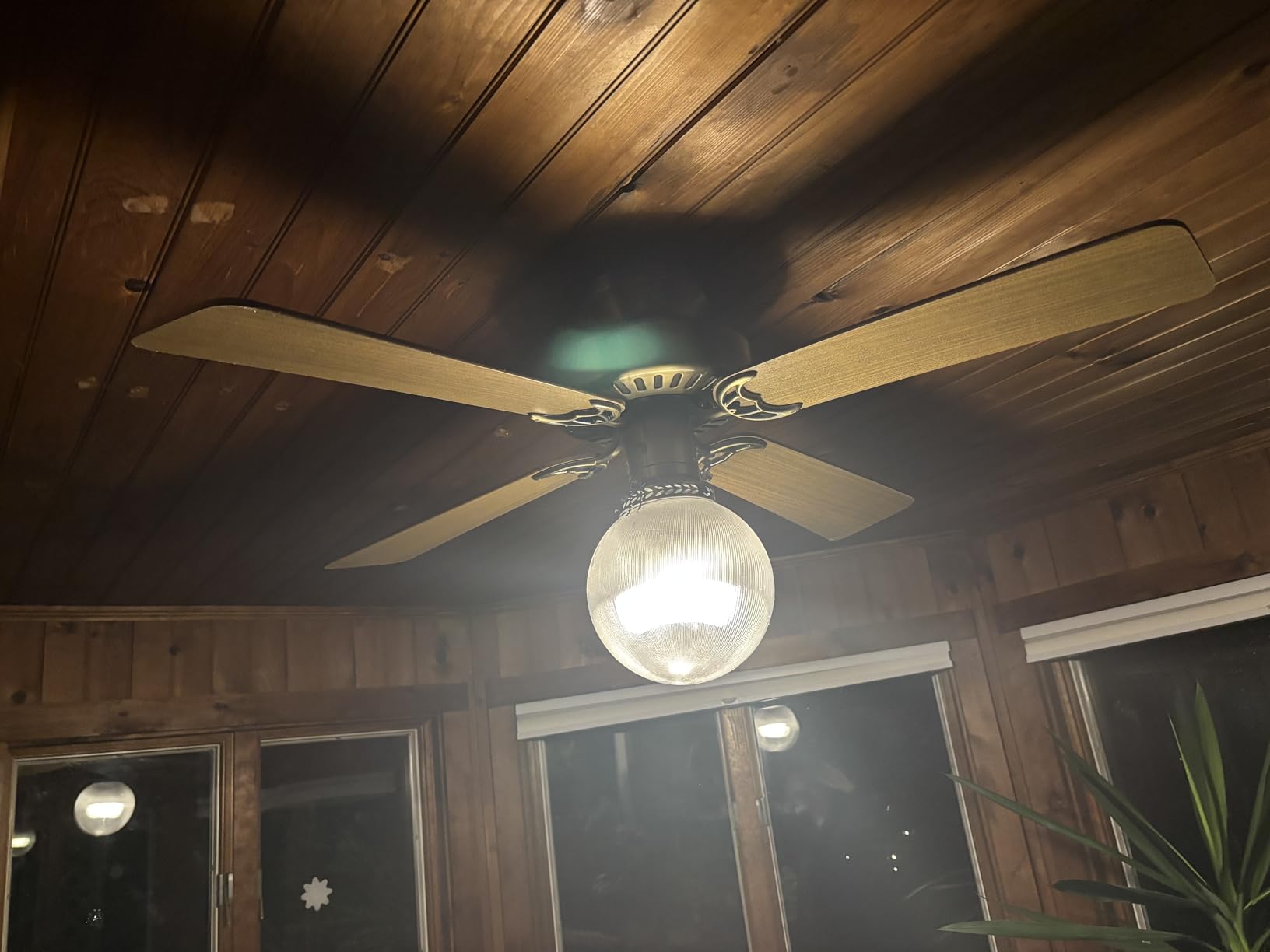 Fanbulous 52 Inch Flush Mount Ceiling Fans with Light, Remote & APP Control | 6-Blade Gentle Breeze,Quiet DC Motor, 3CCT,Dimmable,Memory Function,Reversible, Damp-Rated, Living Room,Bedroom,Covered Patio customer photo 2