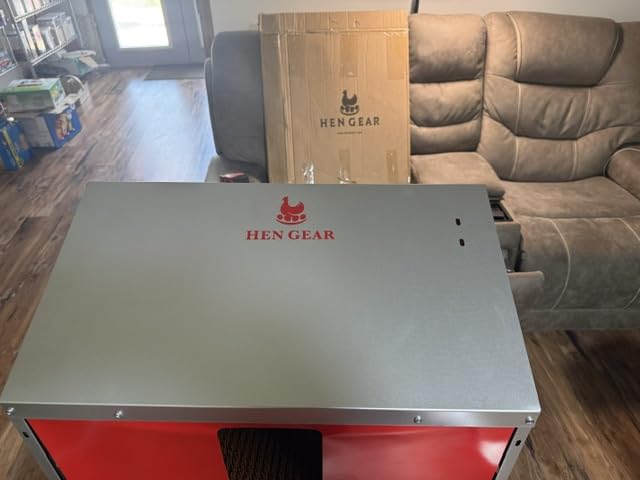 HenGear Nesting Boxes for Chickens, Roll Away Laying Boxes, Medium | Nest Box with Rollout Egg Collection, Nesting Pads for Cleaner Eggs, Reversible Accessories, G90 Galvanized, Up to 32 Hens customer photo 2