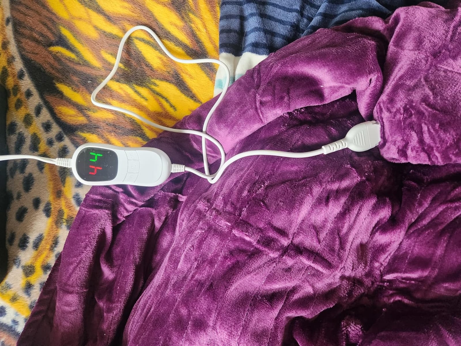 Homemate Electric Heated Heating Blanket King Size 100x90 Dual Control ETL - ETL Certified 2/4/6/8H Auto-Off 10 Heat Level Overheat Protection Machine Washable Flannel Sherpa customer photo 2