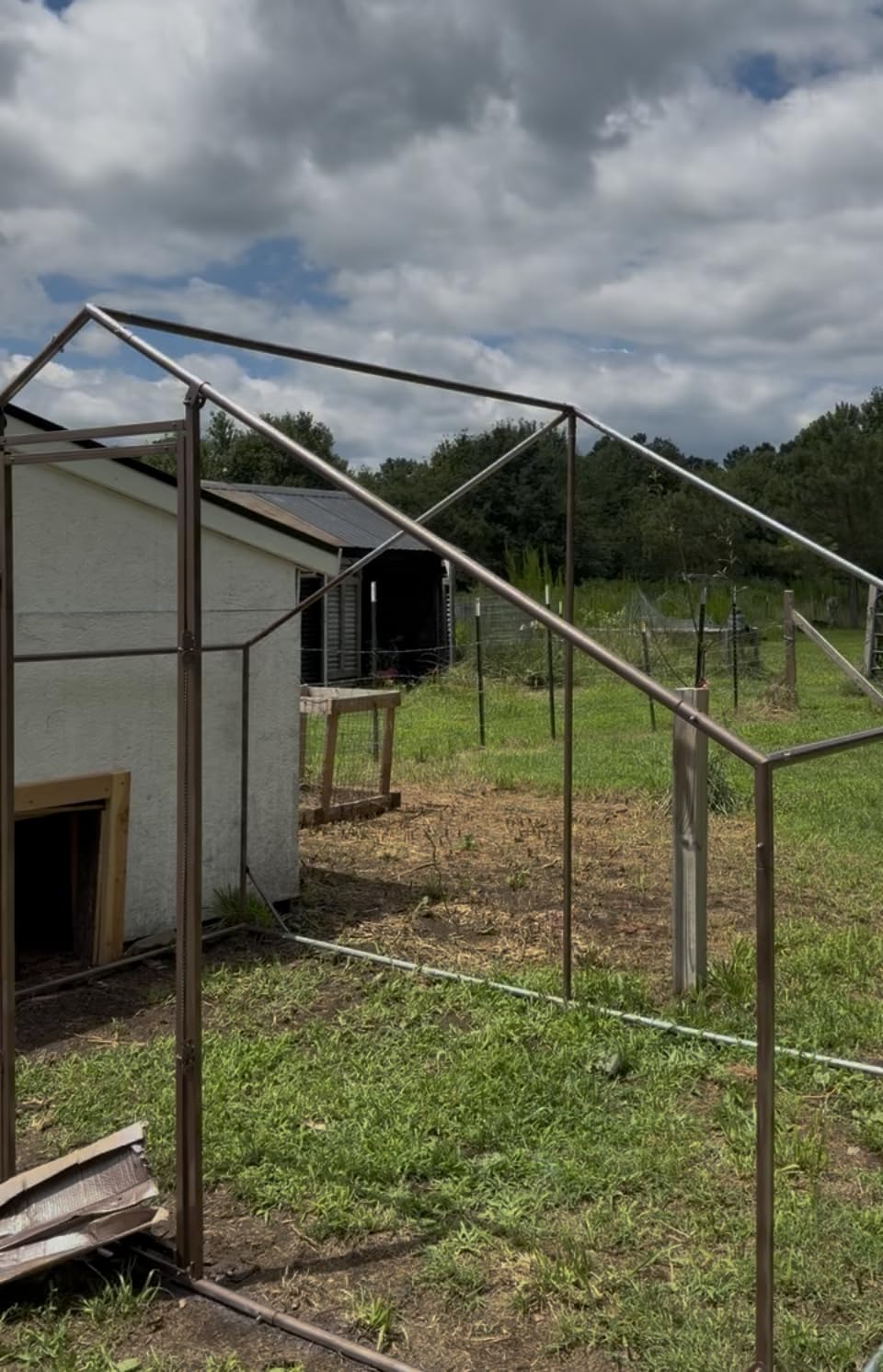 LEVELEVE Large Walk-in Chicken Coop with Chicken Run, Galvanized Poultry Enclosure with Waterproof Anti-UV Cover and Security Lock customer photo 1