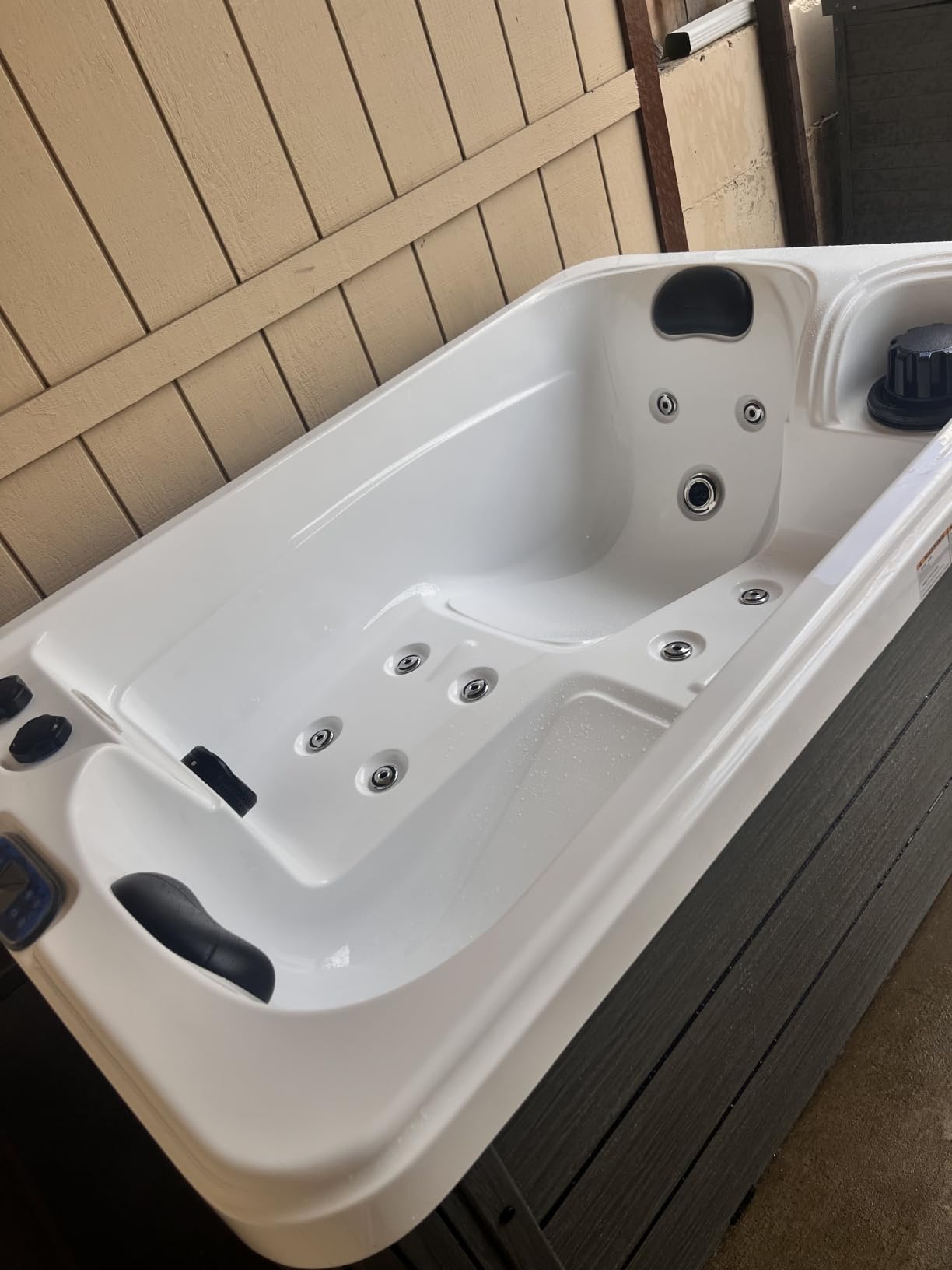 Jocisland 2 Person Outdoor Hot Tub with 15 Stainless Steel Jets, Acrylic | 110V Plug & Play Hot Tub with LED Lights & Waterfall, Double Lounger Seat Spa with Cover, 2 Filters & 2HP Pump, Charcoal Gray customer photo 2