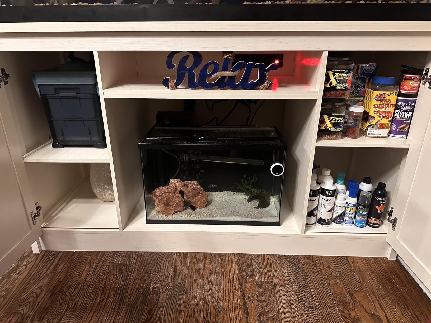 kepptory 55-90 Gallon Fish Tank Stand with Diamond Doors & Power Outlet, Heavy Duty Aquarium Stand with Cabinet Storage for Fish Tank, Turtle Tank Reptile Terrarium, 900LBS Capacity(Black) customer photo 1