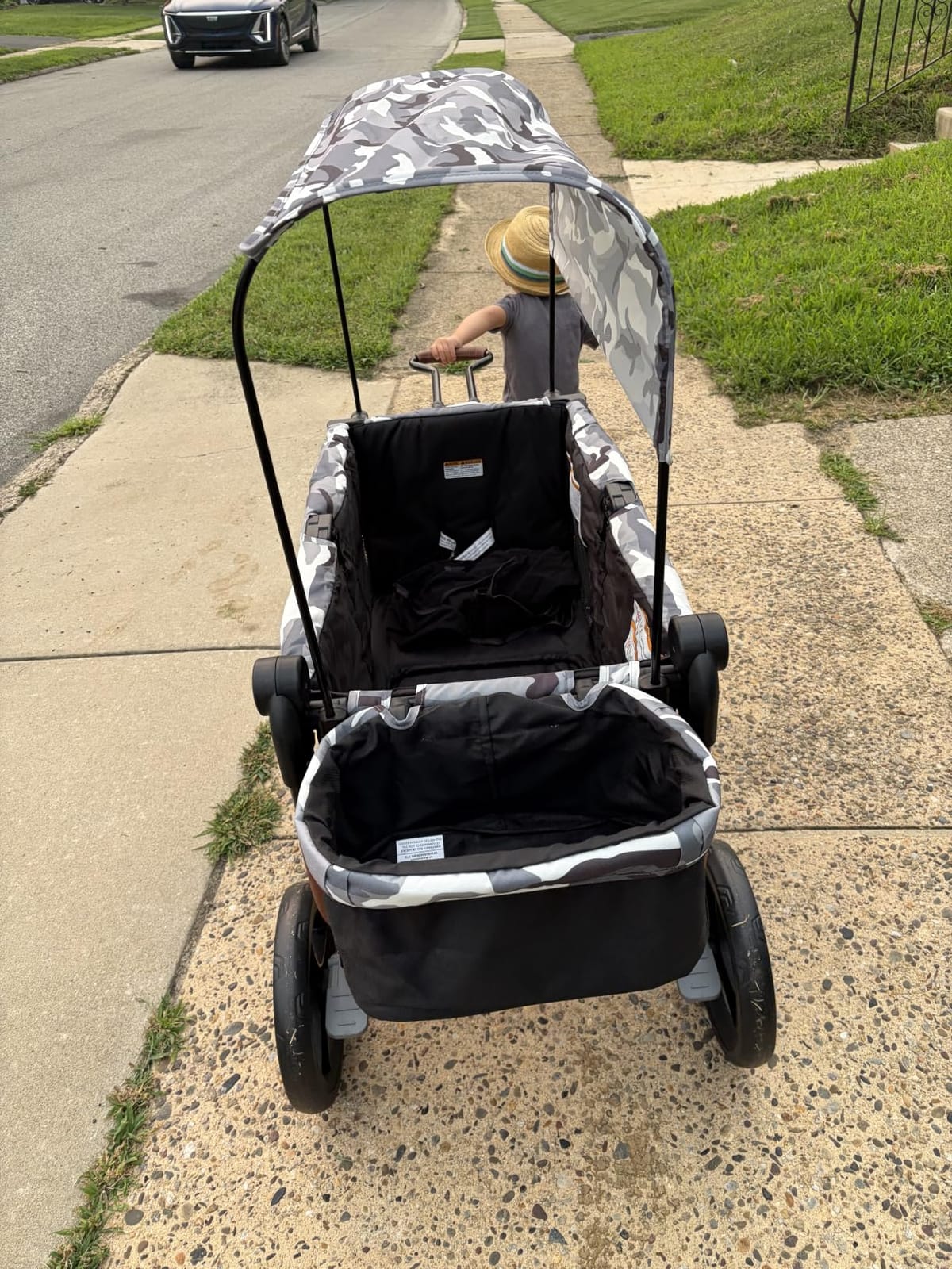ELEMARA All-Terrain Stroller Wagon for 2 Kids, Foldable Kids Wagon Stroller Includes Removable Canopy,Mosquito net, Adjustable Push＆Pull Handle,Snack Tray & Cup Holders, Storage Basket, Grey+Black customer photo 1