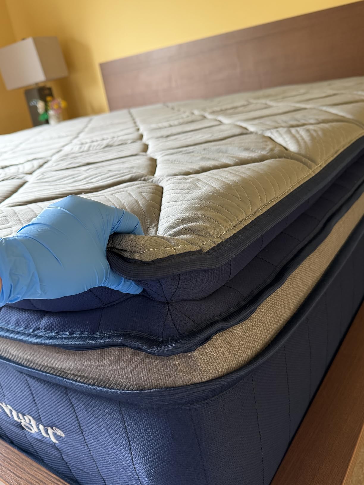 Sweetnight CoolNest Hybrid King Size Mattress 14 Inch, Cooling Pillow Top | Cool Night Sleep for Hot Sleeper, 7-Zone Ergo Support for Pressure Relief, 4 Stage Cool Enhanced Breathability, Medium Firm customer photo 1