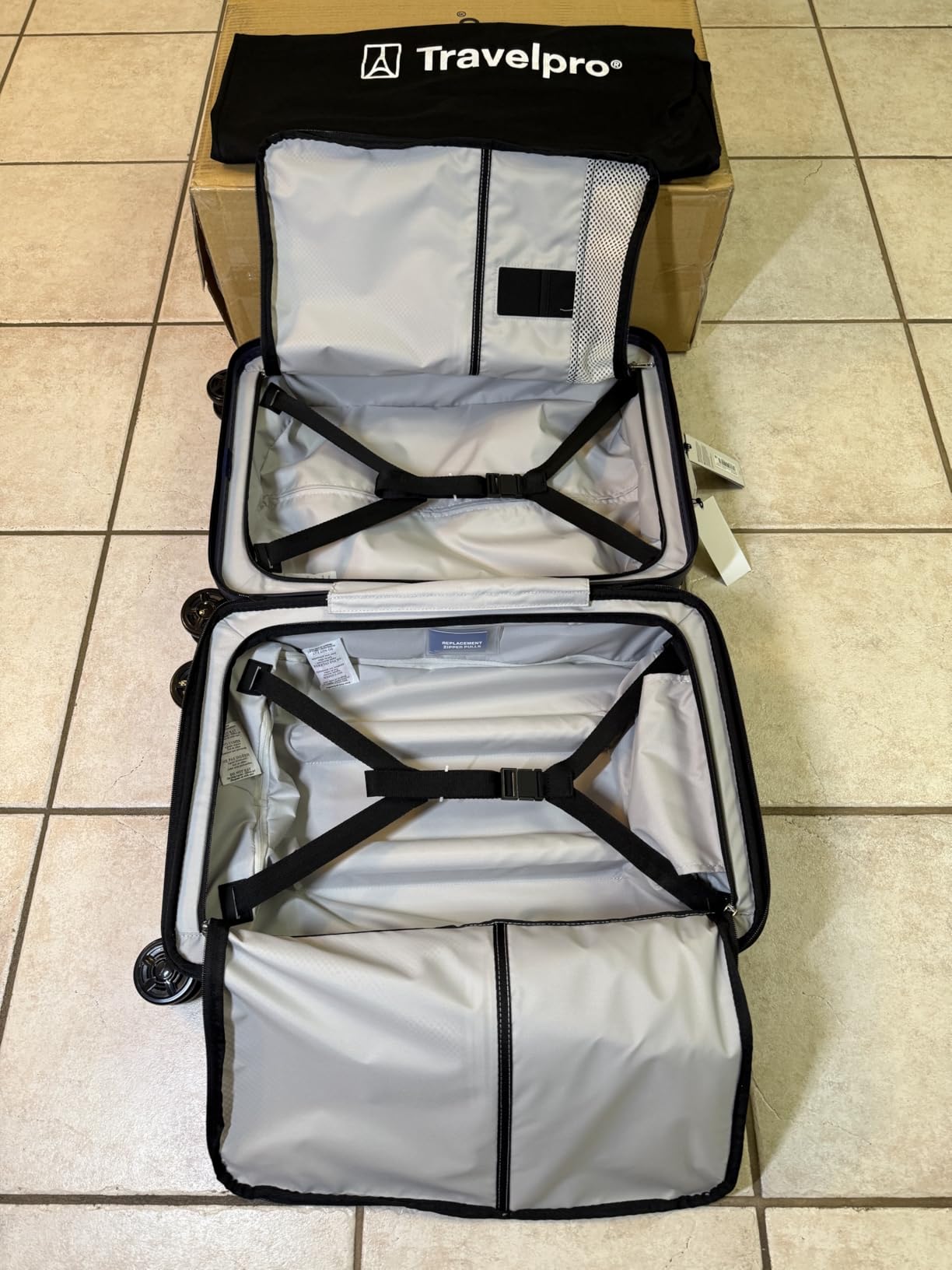 Travelpro Platinum Elite Hardside Carry-On Luggage Spinner, Black, 21-Inch customer photo 1