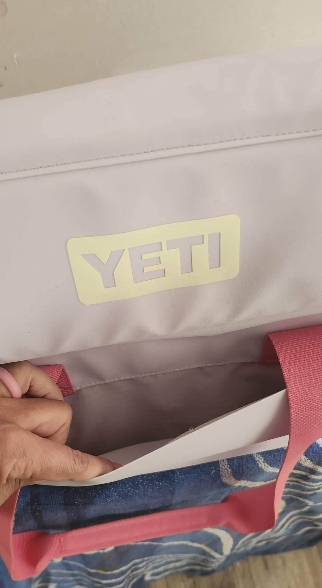 YETI Daytrip 20L Insulated Soft Cooler Tote Bag, ColdCell Flex Insulation, MagSnap Closure, External Pockets, Food Safe Lining customer photo 1
