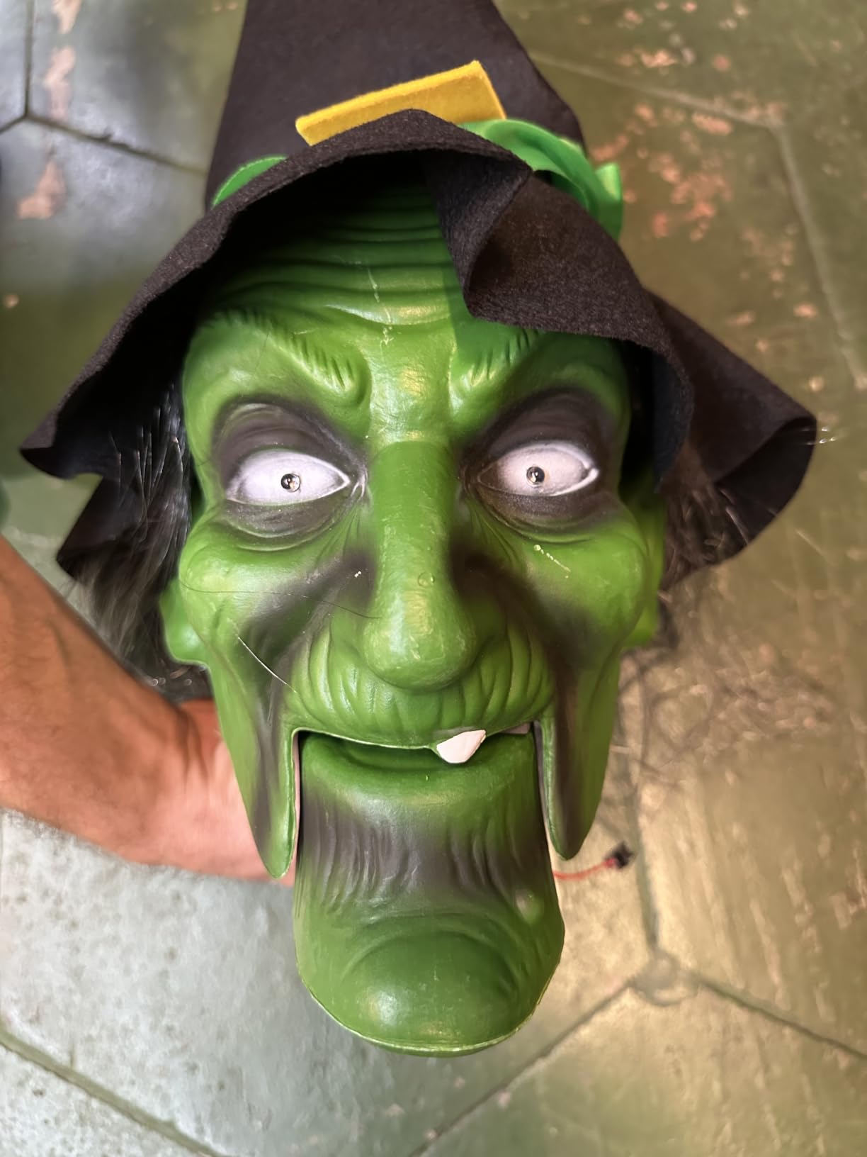 Halloween Decorations Outdoor - 11.5 Ft Animated Hovering Witch Animatronics - Sound & Touch Activated Sensor - Scary Decor Props for Home Outside Garden Yard Lawn Party Decoration customer photo 2