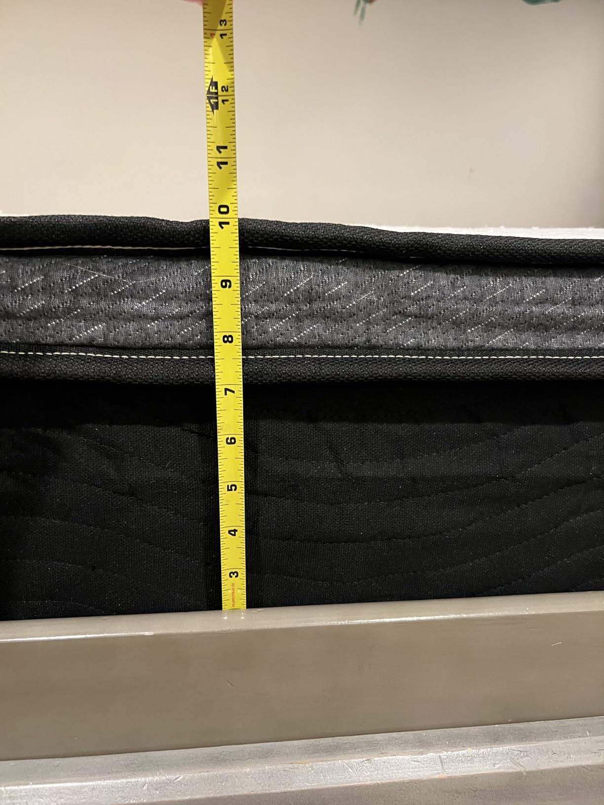 Springfit 500 lbs Supporting Heavy Duty Mattress for Big and Tall People, 10 Inch Queen Size Hybrid Mattress, Reinforced Coil System, Pressure Relief, Fiberglass-Free, CertiPUR-US Mattress in a Box customer photo 2