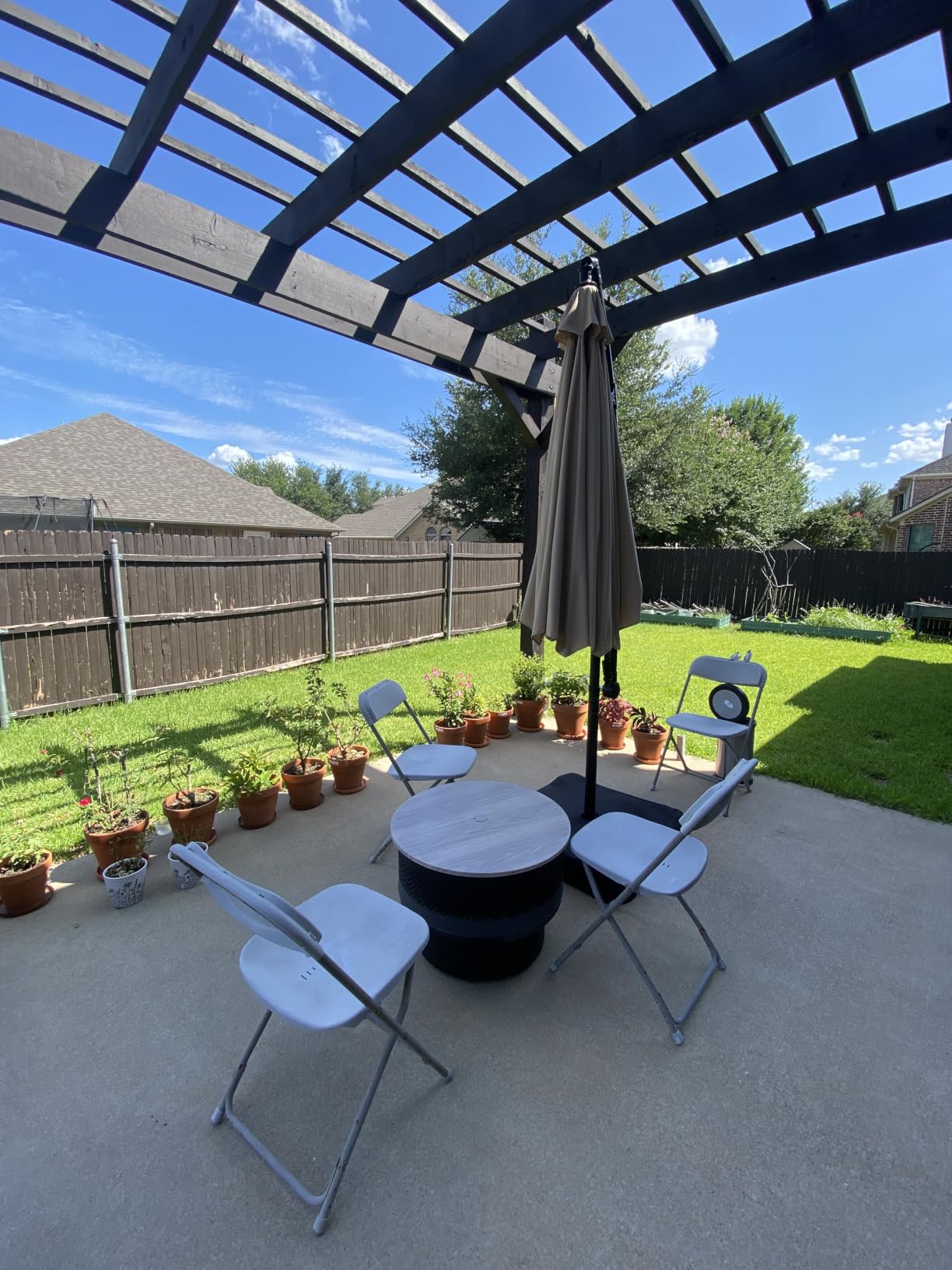 10FT Cantilever Offset Patio Umbrella with Base Included, Wheat | Outdoor Patio Umbrella with 360° Rotation & Infinite Tilt, Yarn-Dyed Fade-Resistant Canopy, Heavy Duty 8-Rib Steel Frame customer photo 1