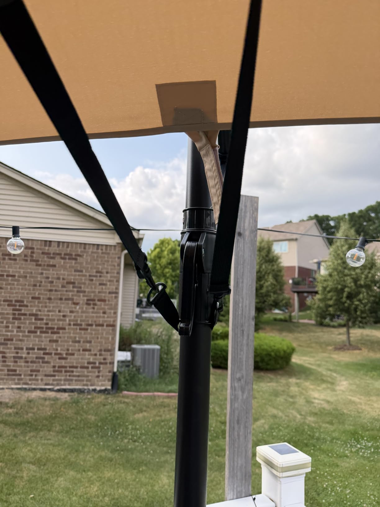 10FT Cantilever Offset Patio Umbrella with Base Included, Wheat | Outdoor Patio Umbrella with 360° Rotation & Infinite Tilt, Yarn-Dyed Fade-Resistant Canopy, Heavy Duty 8-Rib Steel Frame customer photo 2
