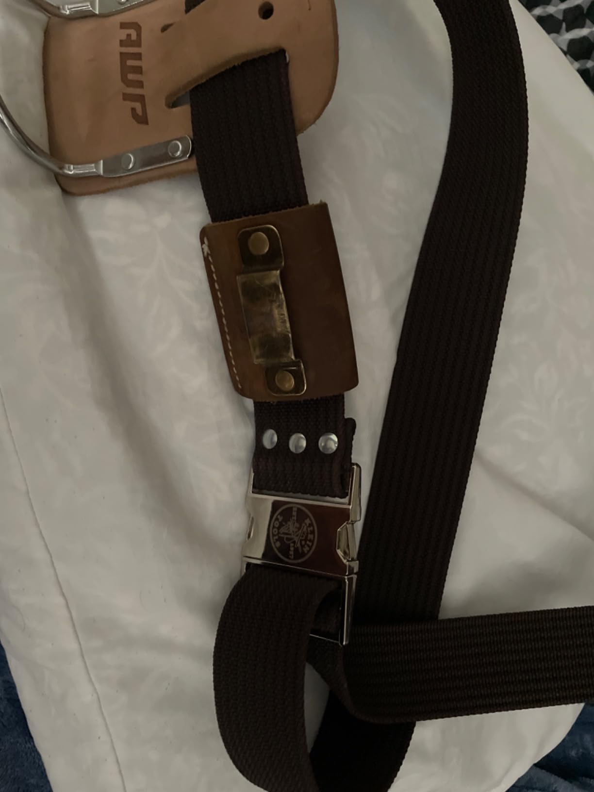 KLEIN TOOLS 5225 Tool Belt, Adjustable Electrician Belt is 2-Inch Wide, Adjusts for 48-Inch Waist customer photo 1