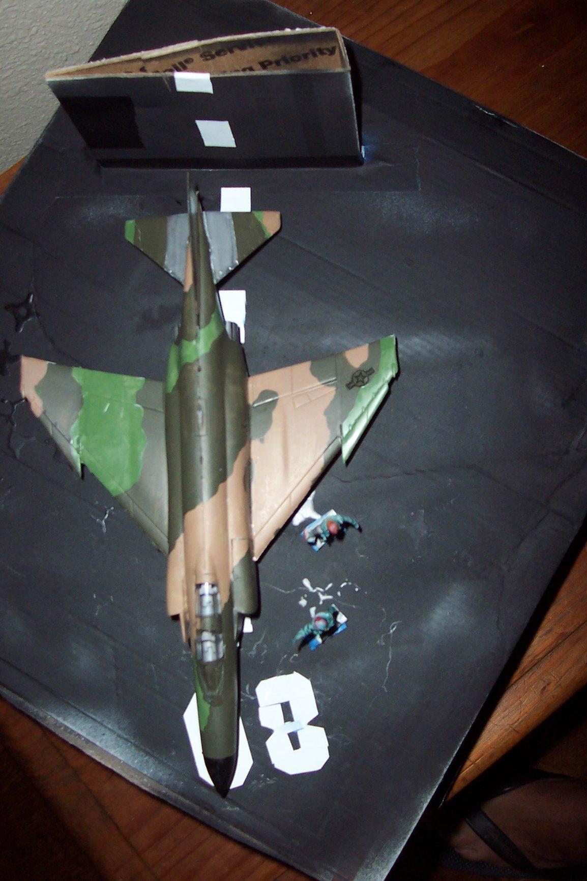 Hasegawa 1/72 F-4E Phantom II customer photo 2