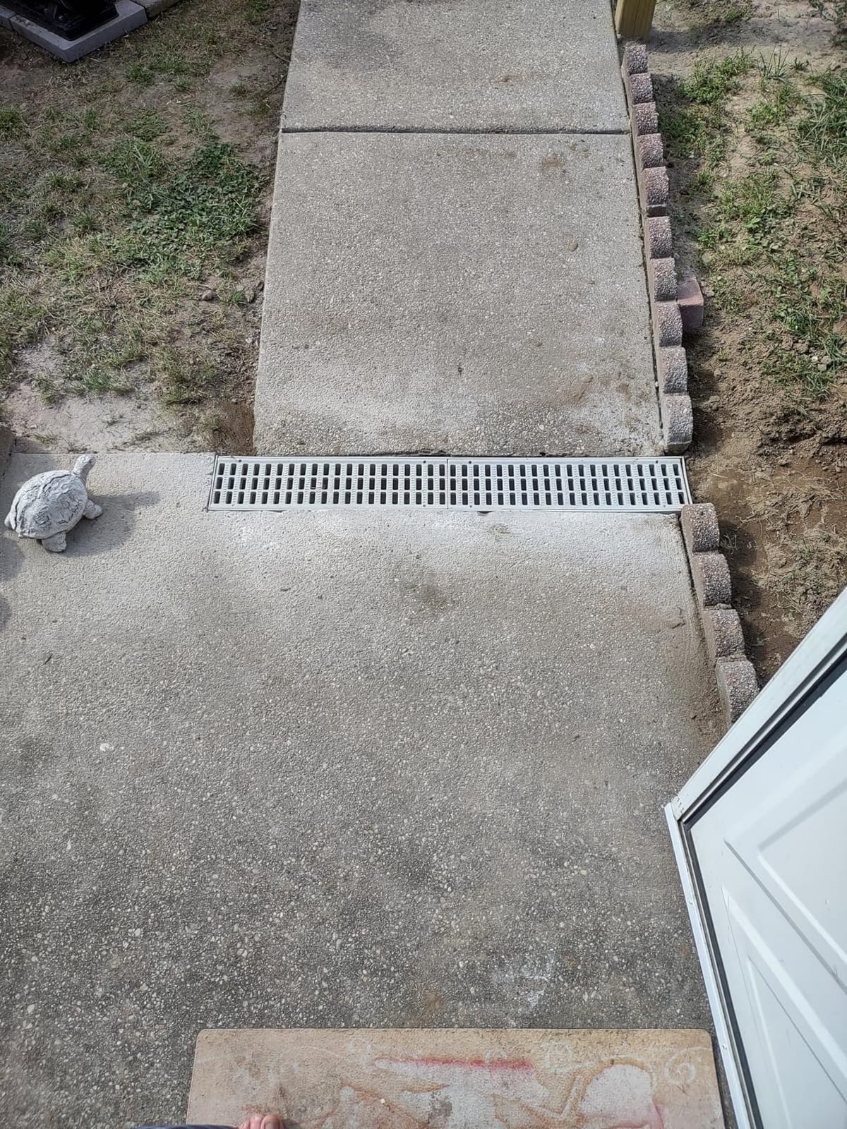 NDS 5” Pro Series Deep Profile Channel Drain Kit With HDPE Plastic Grates and End Caps, Trench & Channel Drainage For Driveway, Patio, Pool Deck, Courtyard, 5.5” x 39.4”, Gray customer photo 1