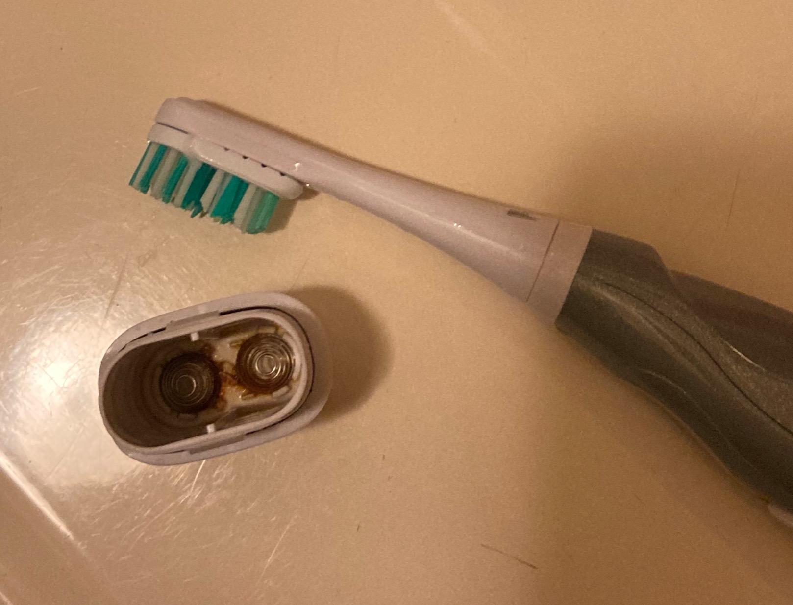 Spinbrush PRO WHITEN Battery Powered Toothbrush, Soft Bristles, 1 Count, Rose Gold or Silver (Colors May Vary) customer photo 2