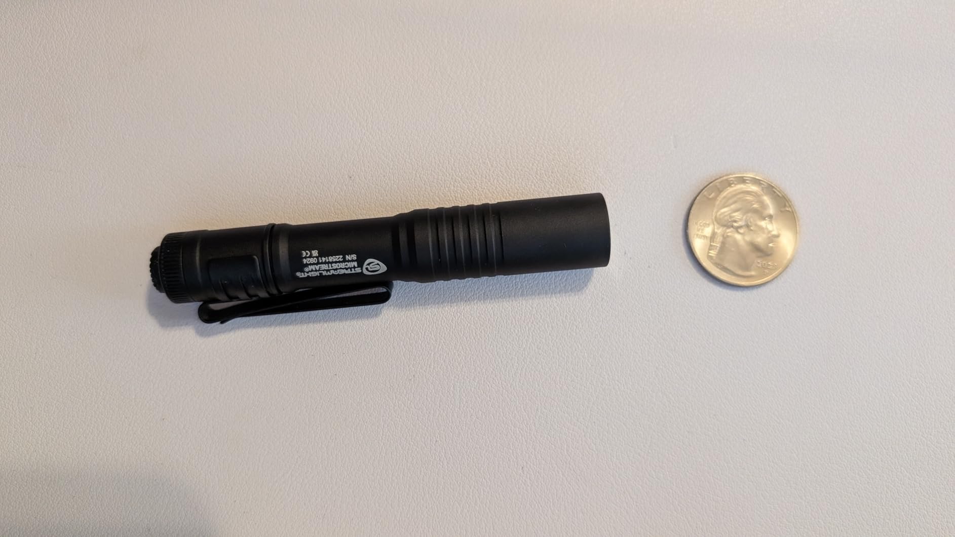 Streamlight 66318 MicroStream Pocket Flashlight, Black customer photo 2