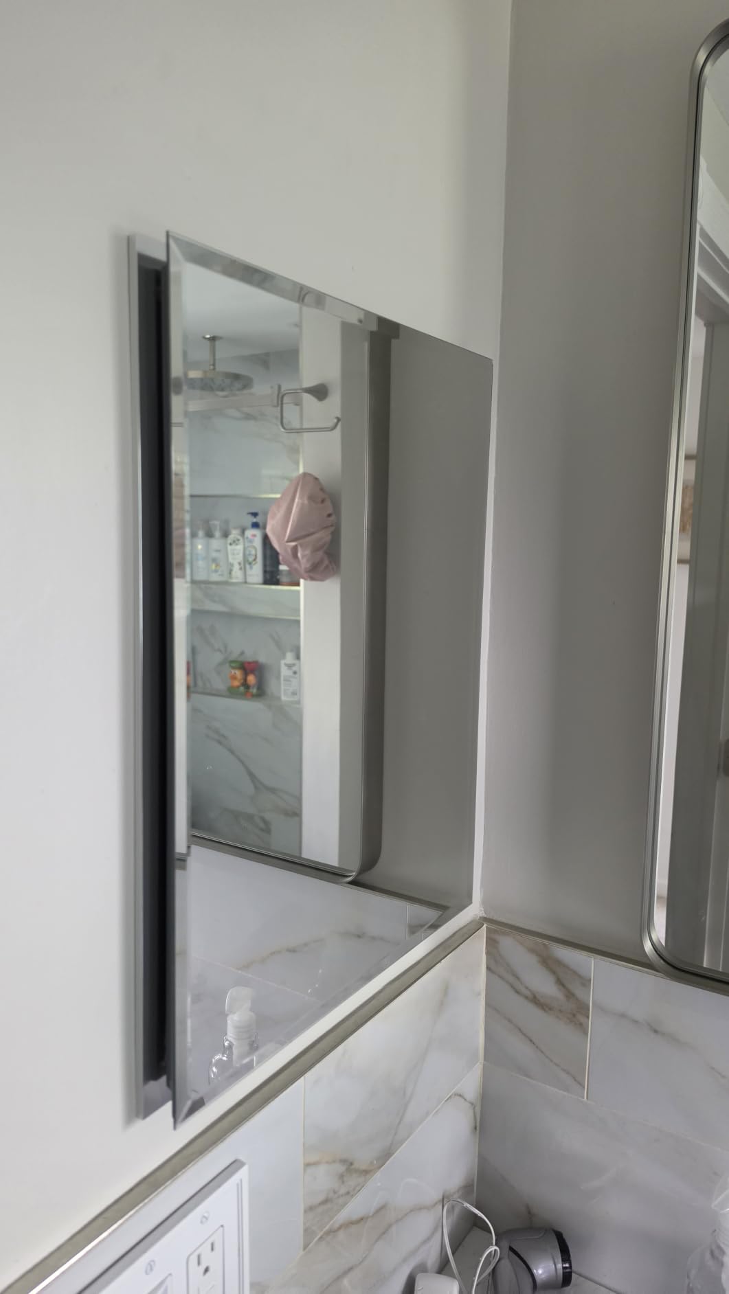 Kohler Frameless Bathroom Mirror Medicine Cabinet, 20 in x 26 in customer photo 2