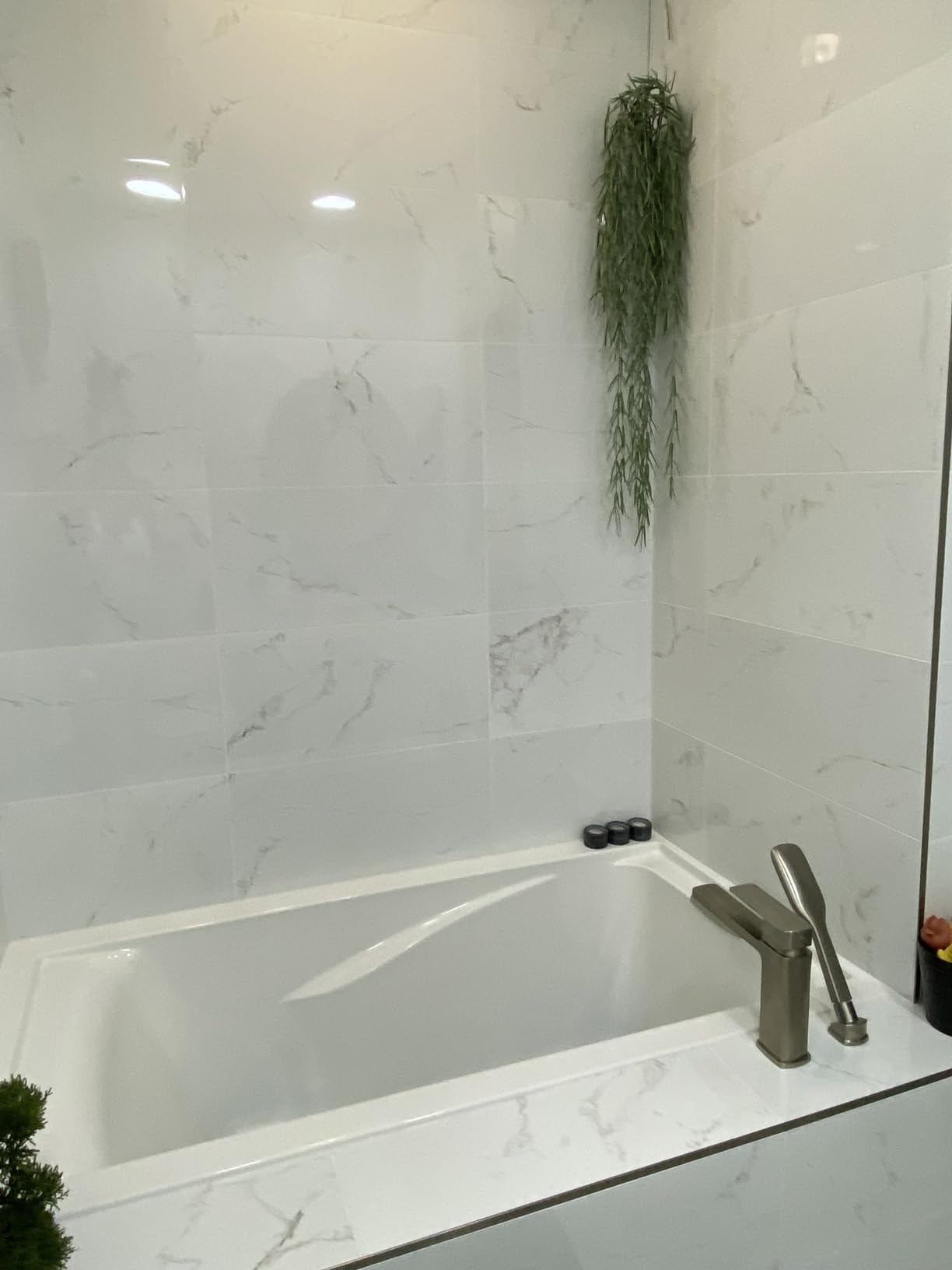 American Standard 2422V002.020 Evolution 5 ft. x 32 in. Deep Soaking Tub with Reversible Drain, White, 60 or More gal customer photo 2